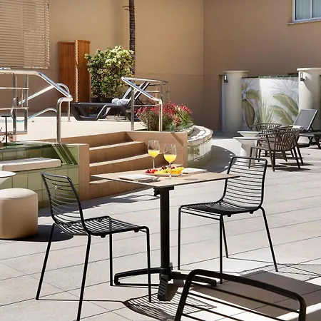 Hotel Hcc Montblanc 3*