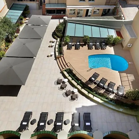 Hotel Hcc Montblanc 3*