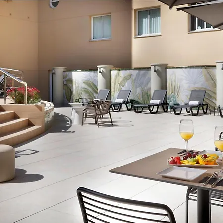 Hotel Hcc Montblanc 3*