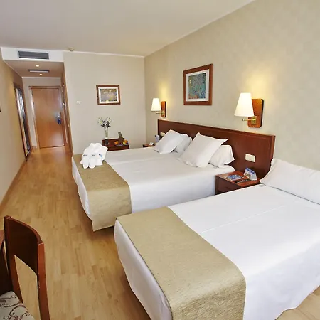 Hcc Montblanc Отель Барселона