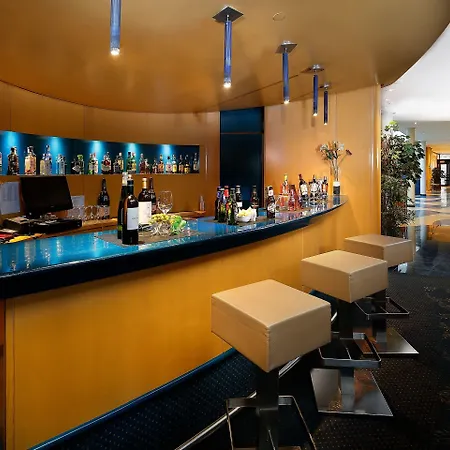 Hcc Montblanc Отель