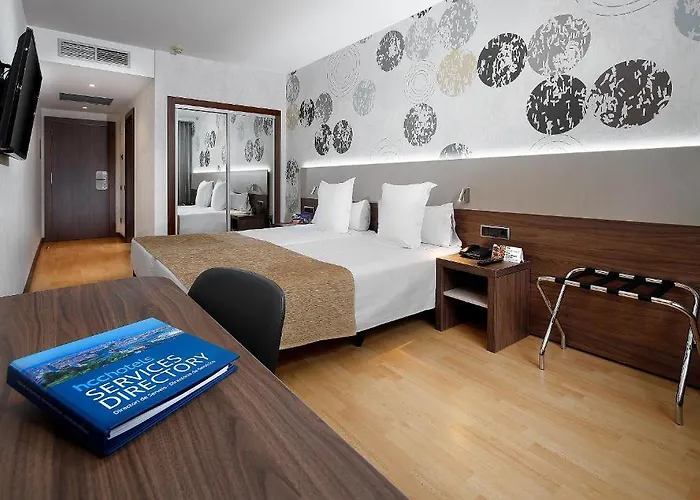 Hcc Montblanc 3* Барселона