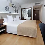 Hotel Hcc Montblanc 3*