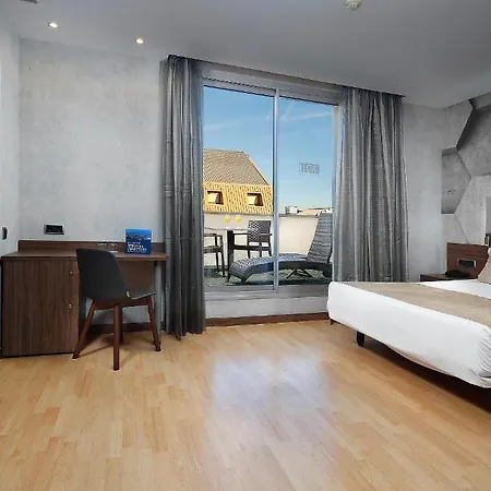 Hcc Montblanc Hotell Barcelona